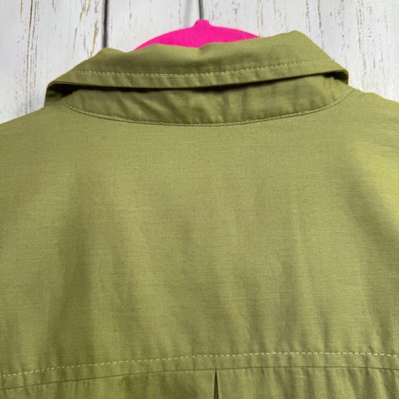 Maeve by Anthropologie Green Button Up Shirt High Low Pocket M Minimalist Casual - Picture 9 of 12